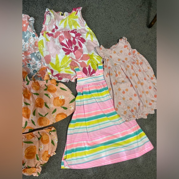 Girls/Youth/toddler 11 piece Summer Dress & Romper Lot 12 to 24 months - Picture 2 of 7